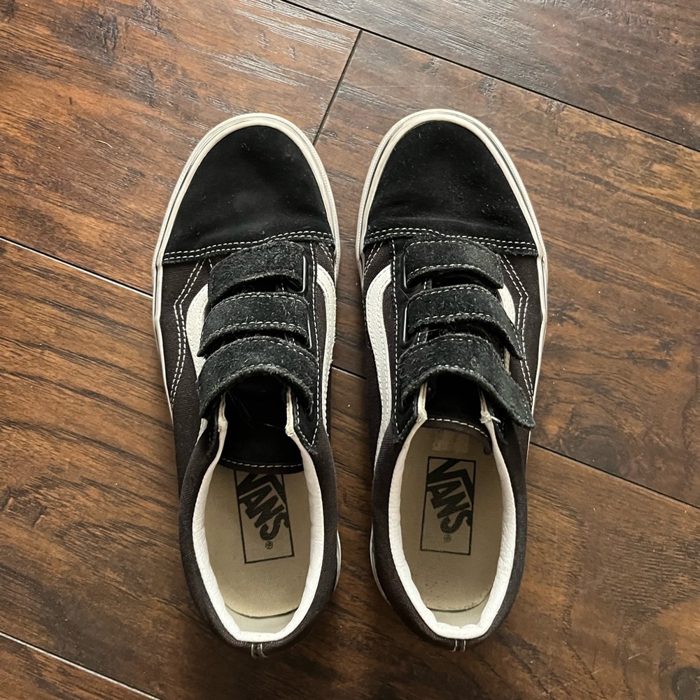 Black Vans